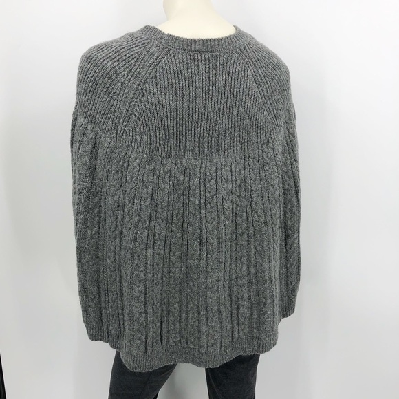 Women’s O/S Gray Cable Knit Sweater  Poncho Acrylic Modern Fit Pullover - Picture 10 of 10